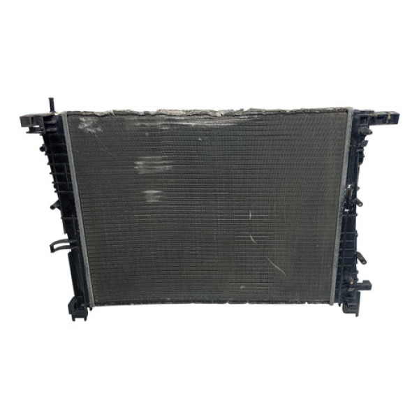 Radiador Água Renault Sandero 1.0 3cc 2015 2019 (detalhe)