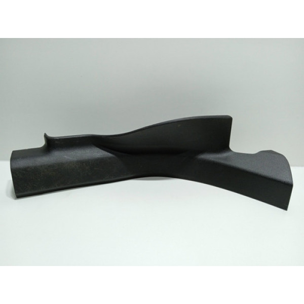 Soleira Traseira Esquerda Chevrolet Tracker Ltz 2012/2016 Preto