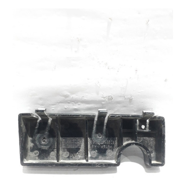 Guia Parachoque Dianteiro Direito Chevrolet Corsa 2011/2015