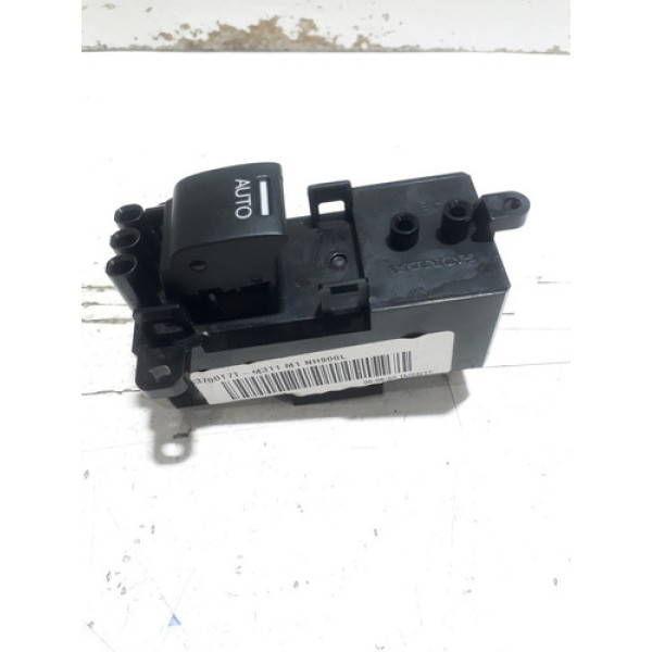 Comando Vidro Elétrico Traseiro Direito Hrv 2016/2018