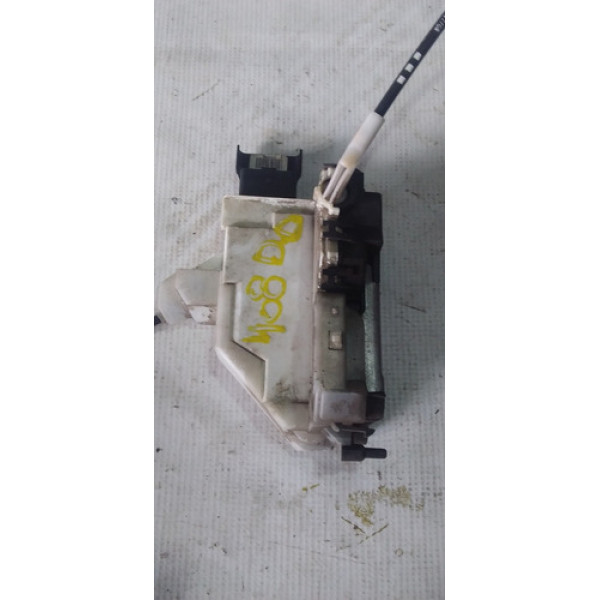 Fechadura De Porta Dianteira Direita Peugeot 408 2013 