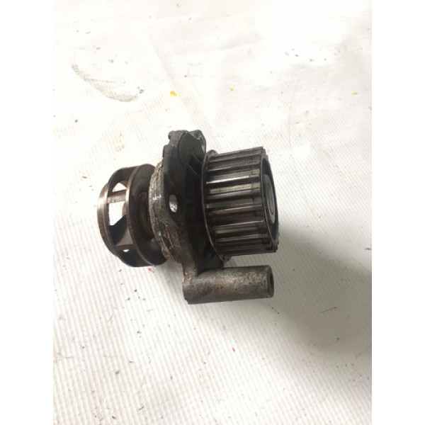 Bomba De Água Volkswagen Golf Bora 2.0 2000