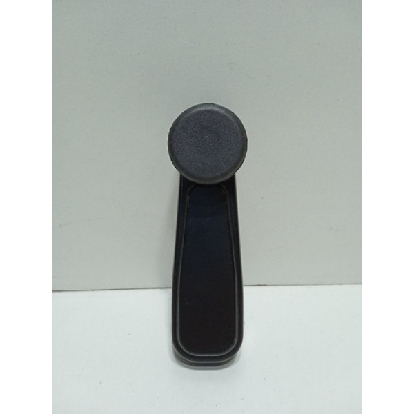 Manivela Vidro Dianteiro Direito Gm Chevette 1983/1990 Preto