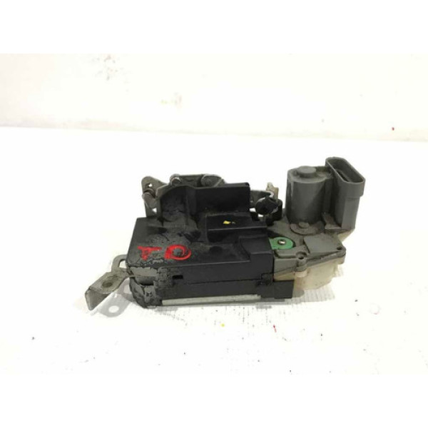 Fechadura De Porta Traseira Direita Fiat Palio 2009