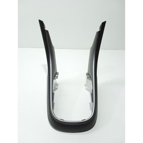 Moldura Alavanca Câmbio Marcha Gm Tracker Ltz 2012/2016