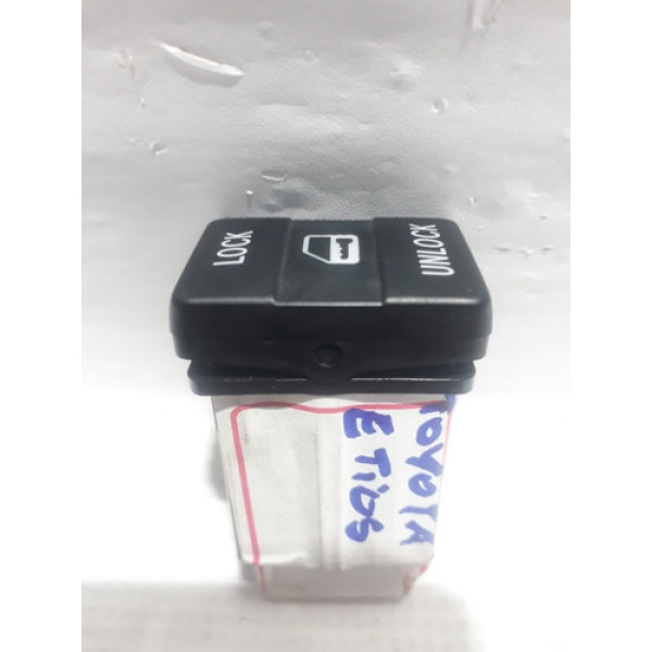 Botão Trava Destrava Portas Toyota Etios 2015/2017