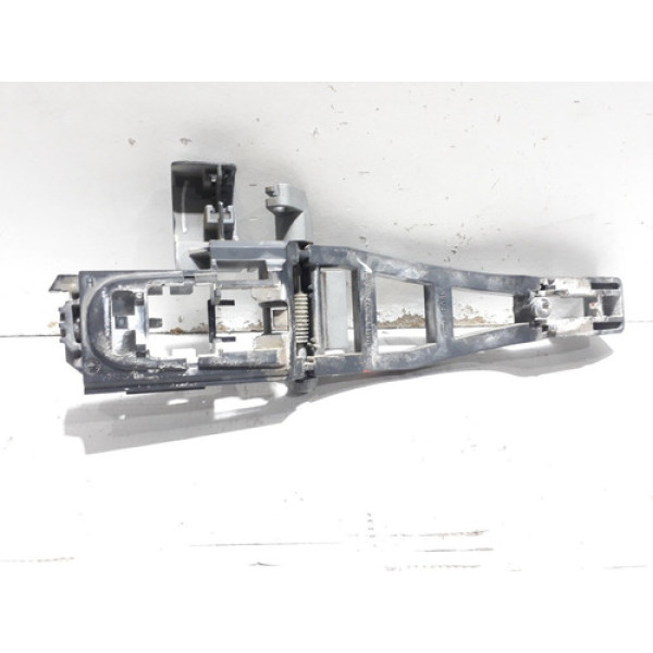 Suporte Maçaneta Externa Traseira Direita Focus 2009/2013