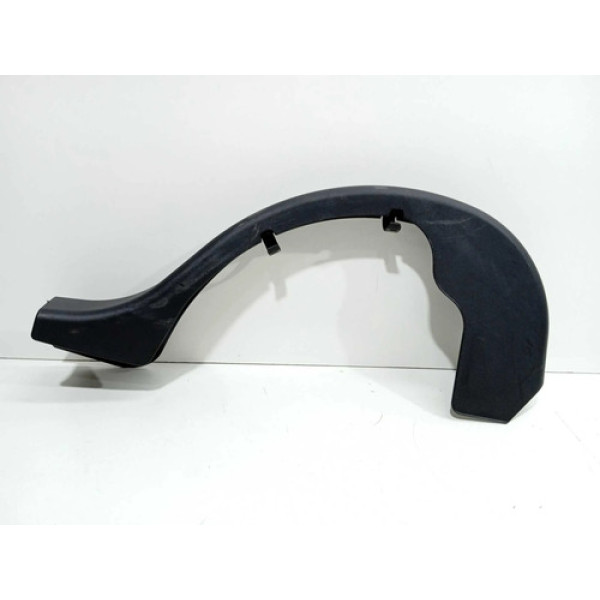 Acabamento Dobradiça Tampa Traseira Lado Direito C180 2013