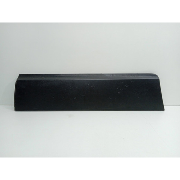 Moldura Porta Traseira Direita Gm Tracker 2012/2016 Preto