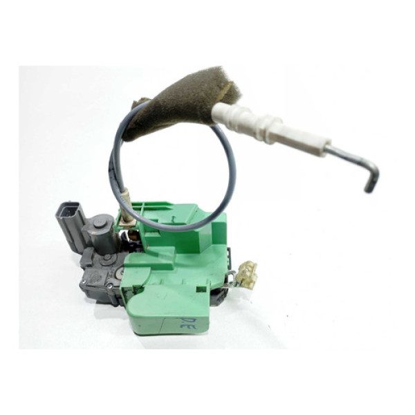 Fechadura Porta Dianteira Esquerda Fiat Linea 2009 2014