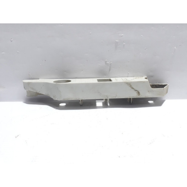 Guia Parachoque Dianteiro L. Esquerdo Ford Focus 2009/2013