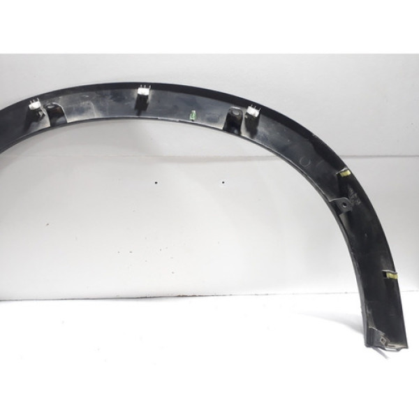 Moldura Vão De Roda Dianteira Esquerda Hrv 2015/2018 S7