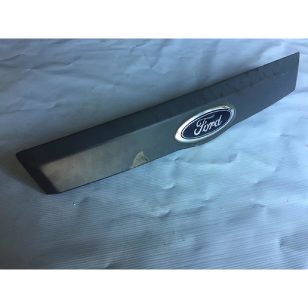 Moldura Tampa Traseira Com Luz De Placa Ford Ka 2008/2012