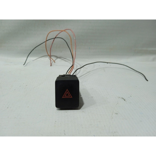 Botão Pisca Alerta Nissan March 2013/2015