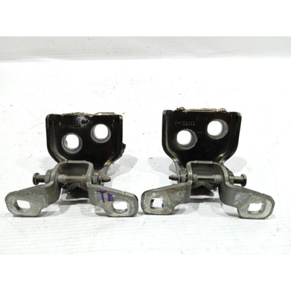 Dobradiça Porta Traseira Esquerda Renault Duster 2012/2015 