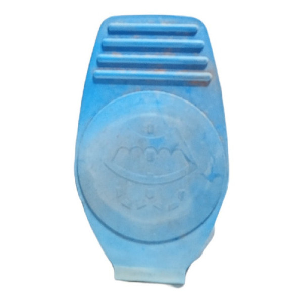 Tampa Reservatório Esguicho Para Brisa V.w Jetta 2012/2015 