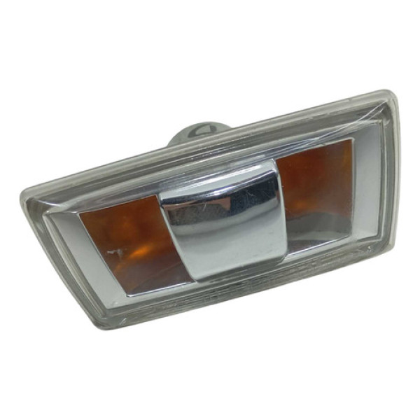 Lanterna Pisca Paralama Direito Chevrolet Gm Spin 2012 2016
