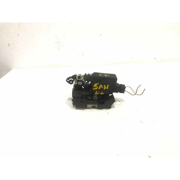 Fechadura De Porta Dianteira Direita Sandero 2000/2015