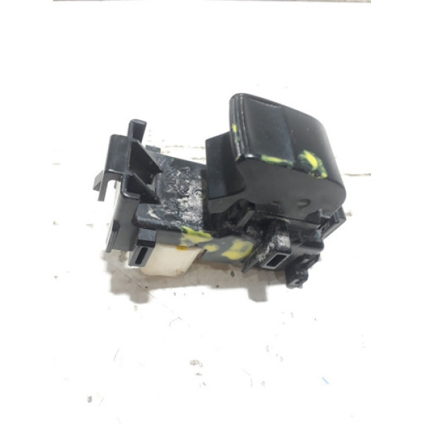 Comando Vidro Elétrico Traseiro Direito Corolla 2009/2012