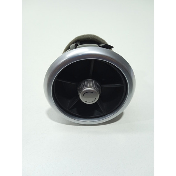 Difusor De Ar Lateral Chevrolet Tracker 2012/2016