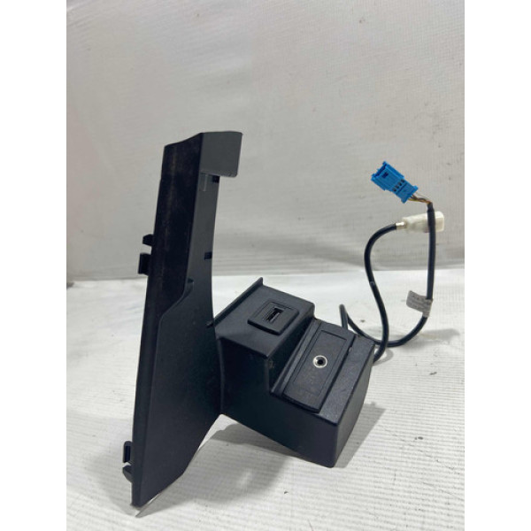 Tomada Usb Auxiliar Mercedes C180 2010 2011 2012 2013