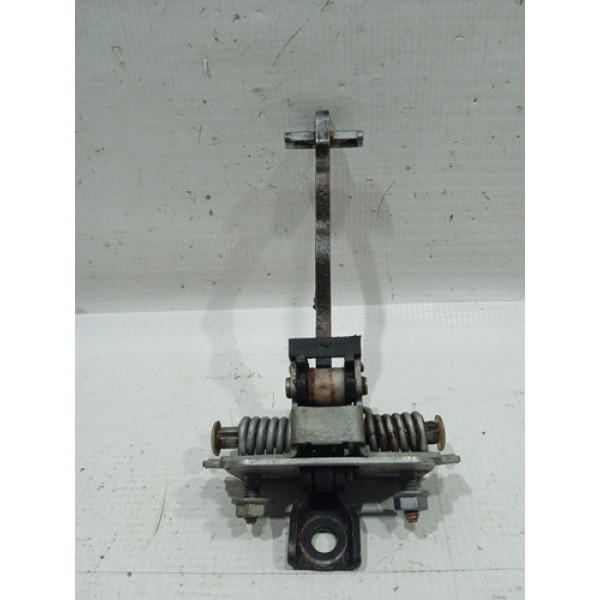 Limitador Porta Traseira Esquerda Peugeot 3008 2012/2015 