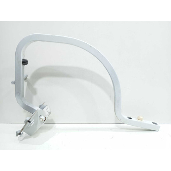 Dobradiça Esquerda Tampa Traseira Vw Jetta 2013/2016