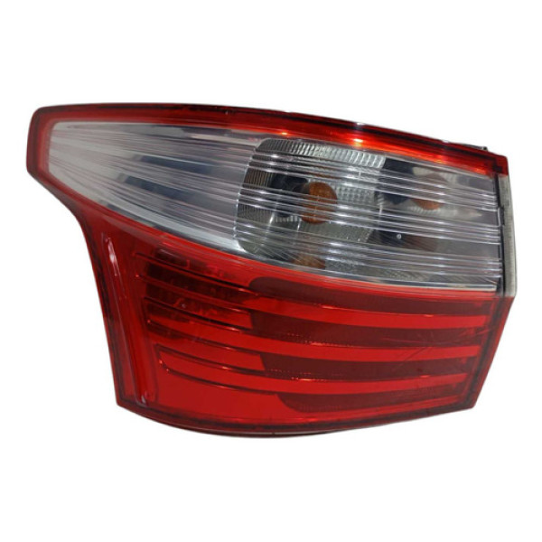 Lanterna Esquerda Fiat Grand Siena 2013 2017 (detalhe)