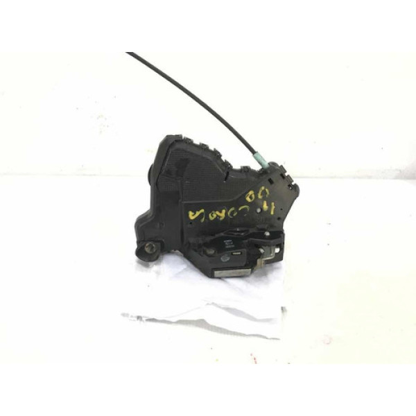 Fechadura De Porta Dianteira Direita Corolla 2009/2013