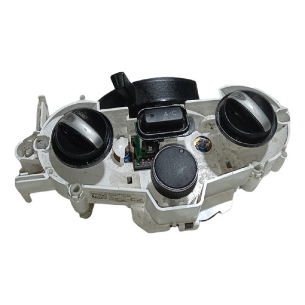 Comando Ar Condicionado Analógico Toyota Etios 2016  