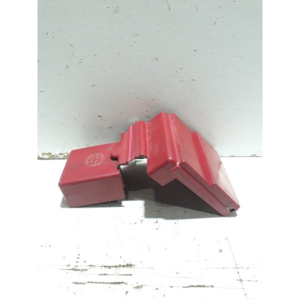 Moldura/proteção Cabo Positivo Lancer 2010/2015