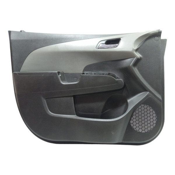 Forro De Porta Dianteira Esquerda Gm Sonic 2012/2014 