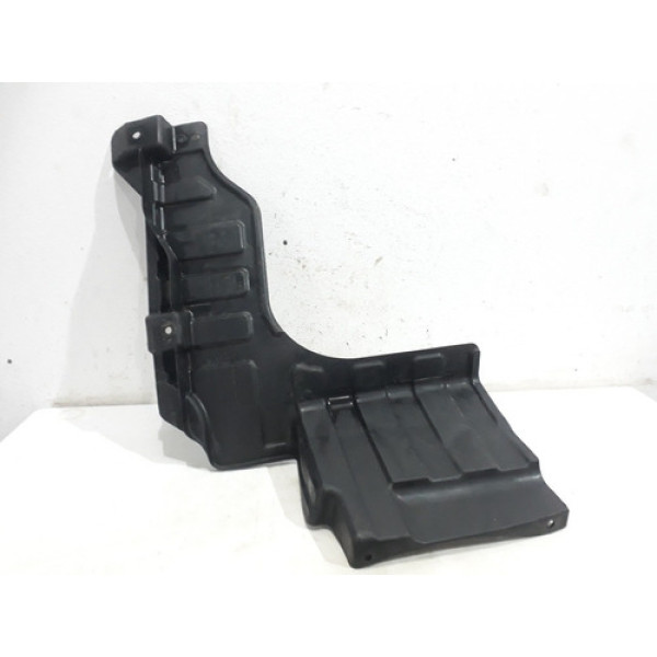 Defletor Longarina Esquerdo Hyundai Elantra 2015 C/detalhe 