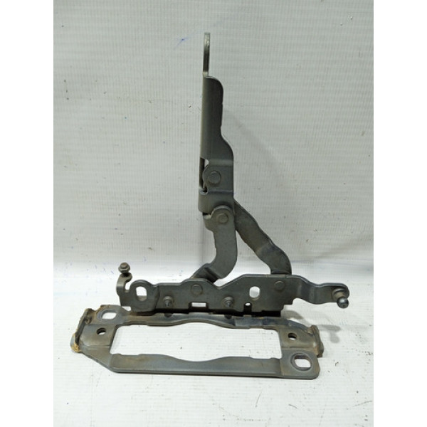 Dobradiça Capô Dianteiro Direito Mercedes C180 2010/2013