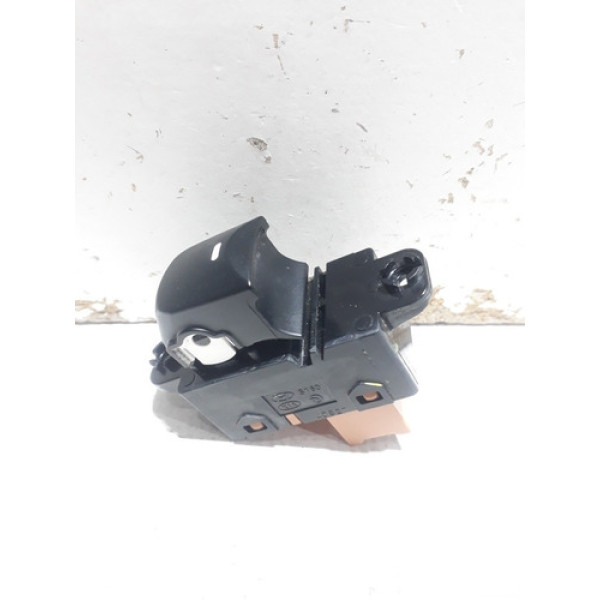 Comando Vidro Elétrico Traseiro Direito I30 2014/2017