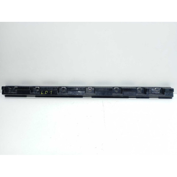 Suporte Dianteiro Spoiler Lado Direito Bmw X1 2010/2013