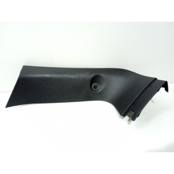 Acabamento Tampa Traseira Direita Gm Tracker Ltz 2012/2016