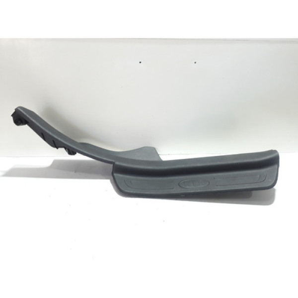 Soleira Da Porta Traseira Direita Cerato 2009/2012 S.4