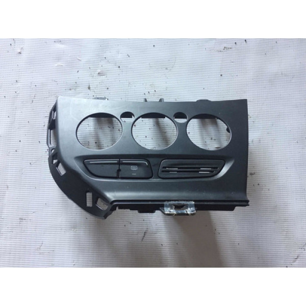 Moldura Do Comando Do Ar-condicionado C/botão Focus 2015