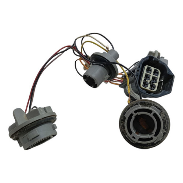 Soquete Chicote Lanterna Direita Ford Focus Hatch 2014/2017