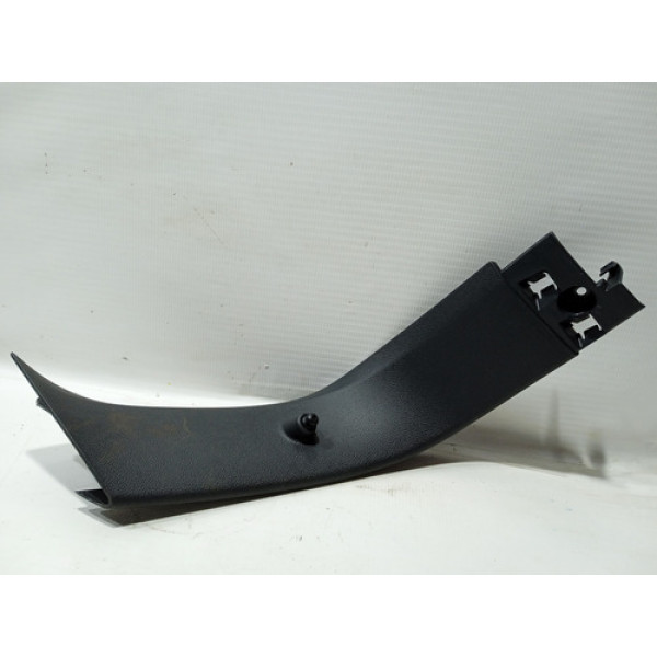 Moldura Interna Tampa Traseira Direita Peugeot 3008 Thp