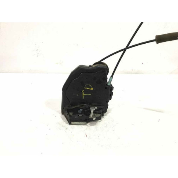 Fechadura De Porta Traseira Direita Corolla 2009/2014